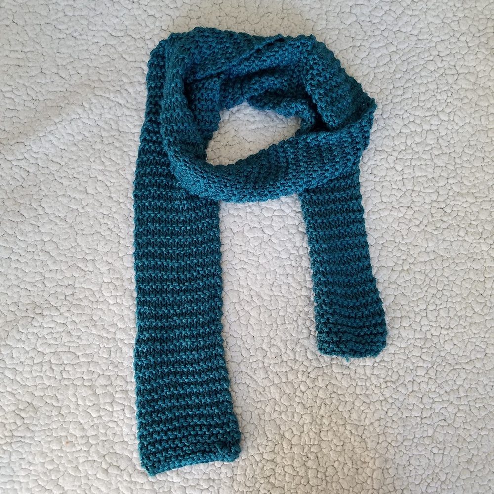 🍀 Teal Scarf 80 x 4.5 Free w/Bundle